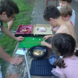 Vrijdag vergadering JPG  85 - Scouts en Gidsen Zaventem 